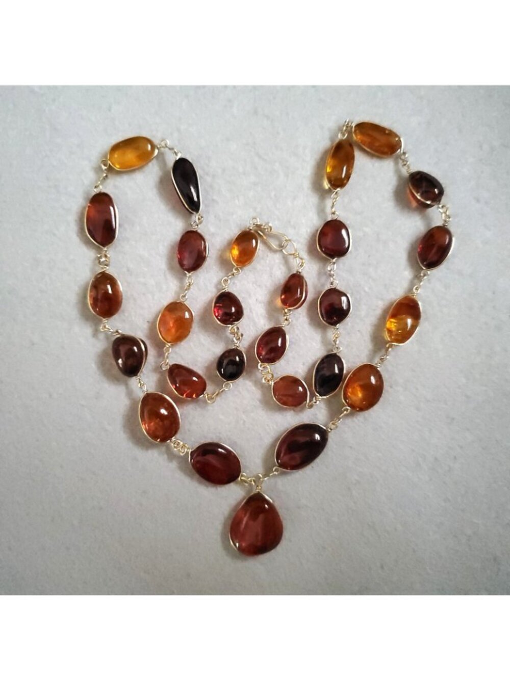 Amber Necklace Gold Tone Wire Wrapped Station 20" - Picture 3 of 5
